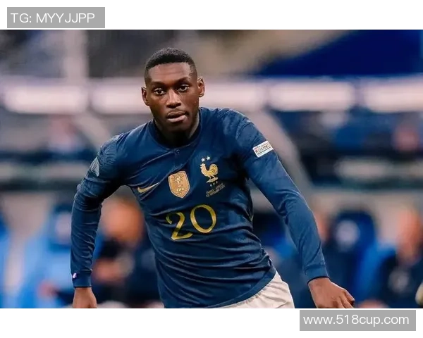 许愿球星穆阿尼在实况足球中的强势表现与未来潜力分析 许愿球星穆阿尼在实况足球中的强势表现与未来潜力分析