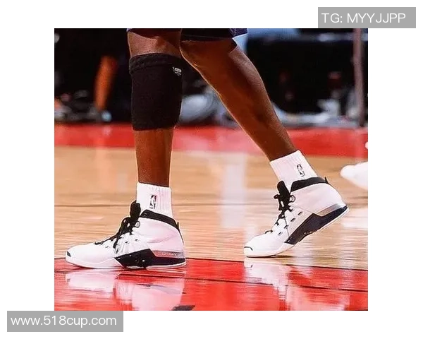 足球球星潮流新风尚 AJ助力球员穿搭展现独特魅力 足球球星潮流新风尚 AJ助力球员穿搭展现独特魅力